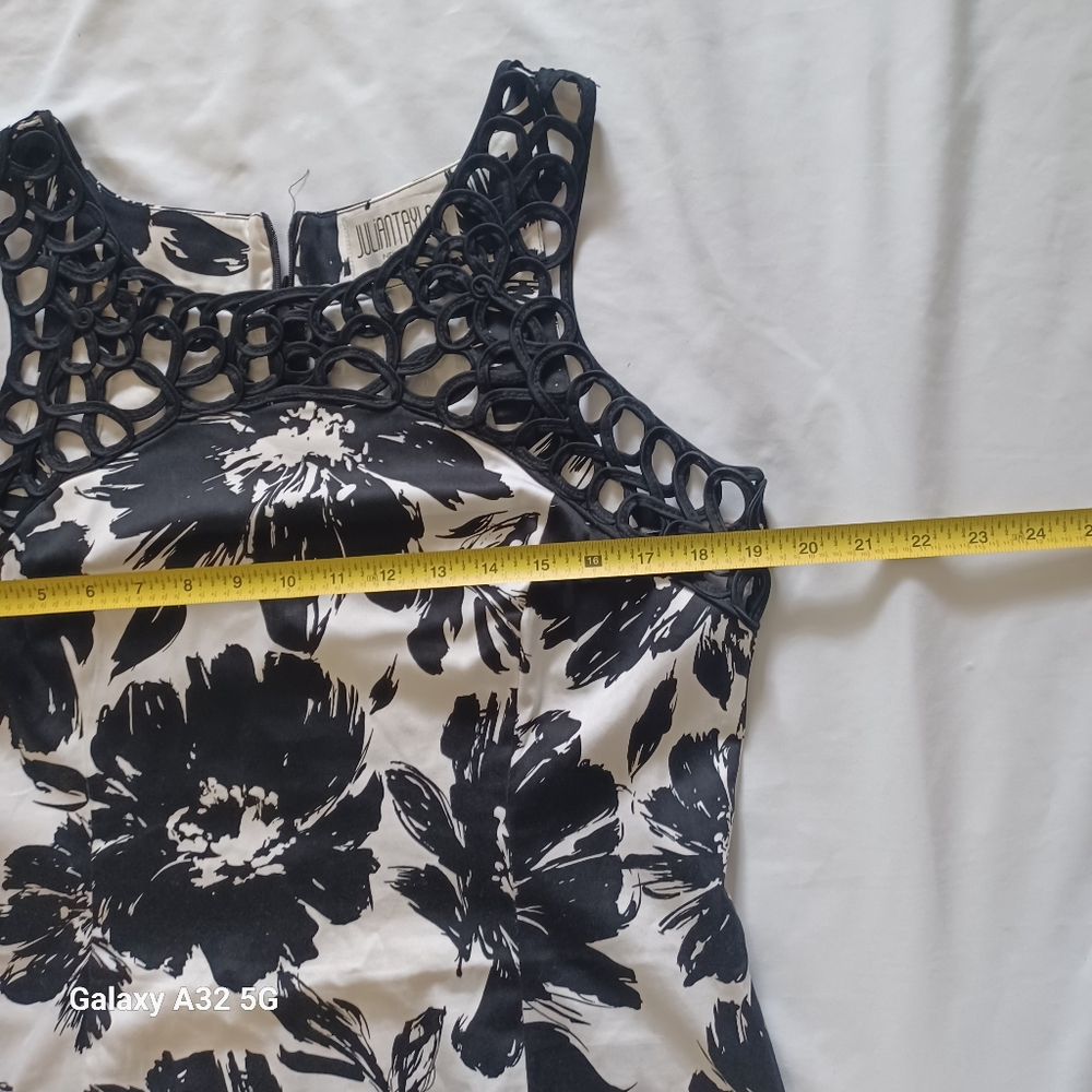 Julian Taylor Women  Size 14 Black and White Floral Midi Dress - Picture 9 of 12